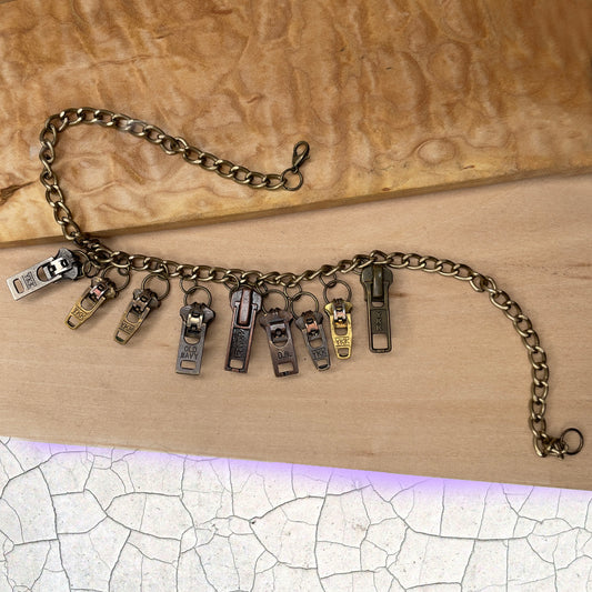 Zipper necklace, Bronze